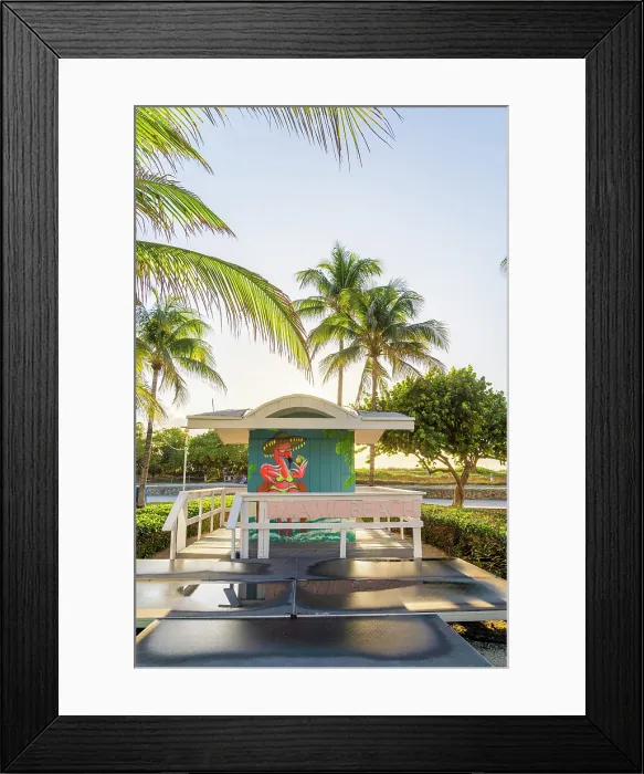 Framed Print : Colourful hut, South Beach, Miami, Florida, USA Framed Print : Colourful hut, South Beach, Miami, Florida, USA