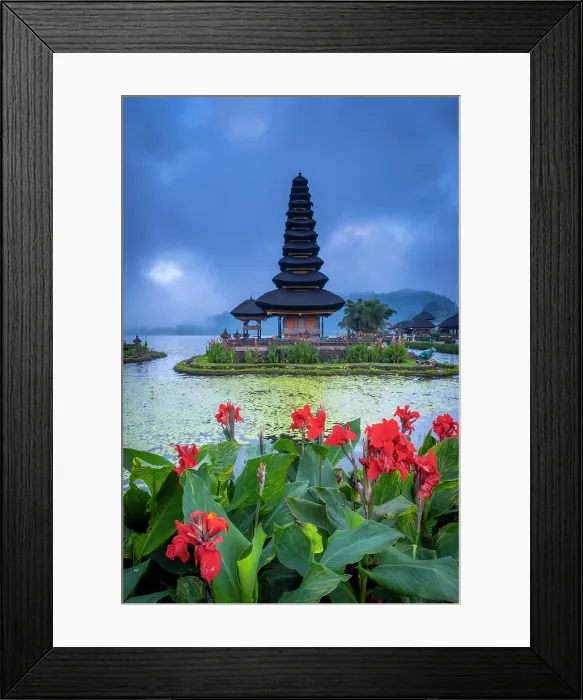 Framed Print : Ulun Danu Beratan Temple, Lake Bratan (Lake Bereaan), Bali, Indonesia Framed Print : Ulun Danu Beratan Temple, Lake Bratan (Lake Bereaan), Bali, Indonesia
