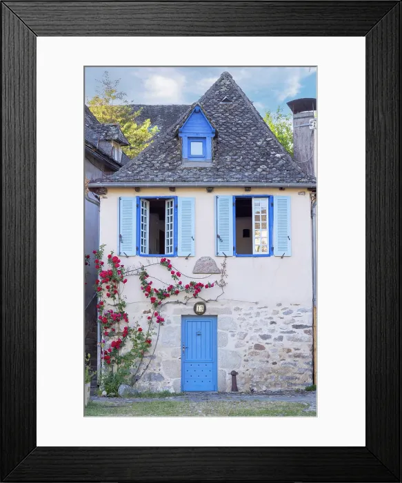 Framed Print : A traditional house next to the Dordogne river, Argentat, Correze, Nouvelle-Aquitaine, France Framed Print : A traditional house next to the Dordogne river, Argentat, Correze, Nouvelle-Aquitaine, France