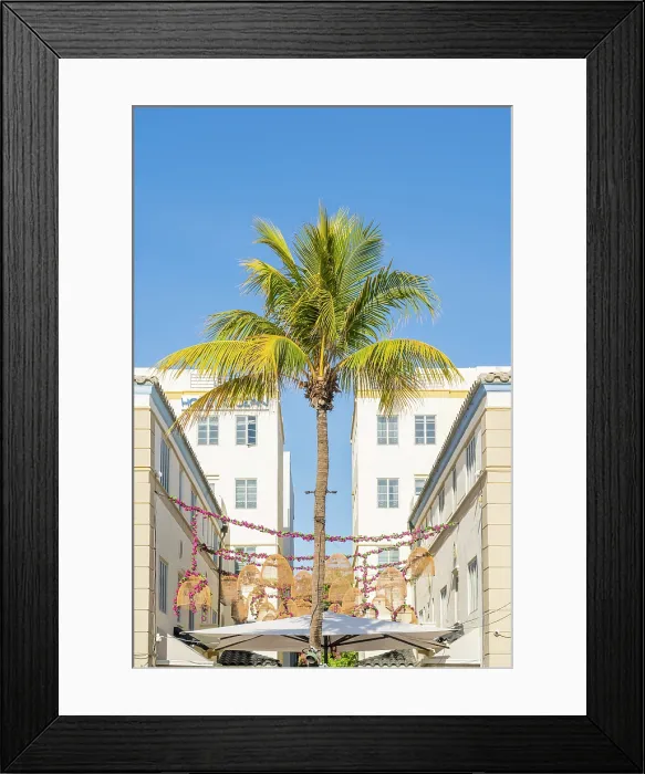 Framed Print : Art Deco facade on Ocean Drive, South Beach, Miami, Florida, USA Framed Print : Art Deco facade on Ocean Drive, South Beach, Miami, Florida, USA