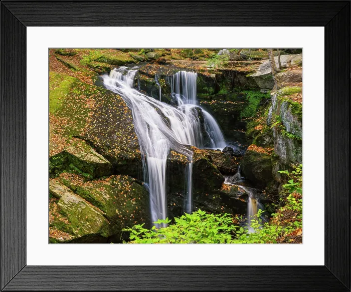 Framed Print : Cascasde at Enders Falls State Forest in autumn, Granby, Connecticut, USA Framed Print : Cascasde at Enders Falls State Forest in autumn, Granby, Connecticut, USA