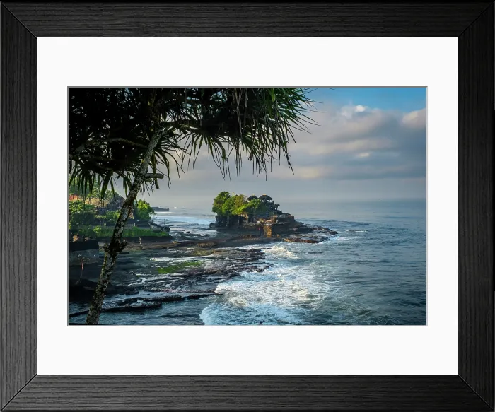 Framed Print : Pura Tanah Lot Temple, Bali, Indonesia Framed Print : Pura Tanah Lot Temple, Bali, Indonesia