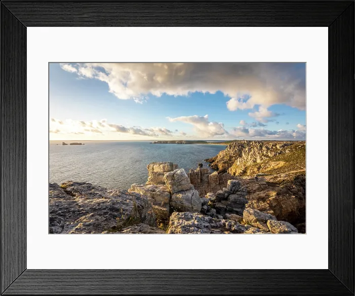 Framed Print : Pointe de Pen Hir, Camaret-sur-Mer, Crozon Peninsula, Finistere, Brittany, France