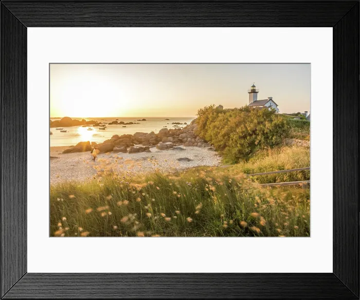 Framed Print : Phare de Pontusval, Plouneour-Brignogan-Plages, Finistere, Brittany, France Framed Print : Phare de Pontusval, Plouneour-Brignogan-Plages, Finistere, Brittany, France