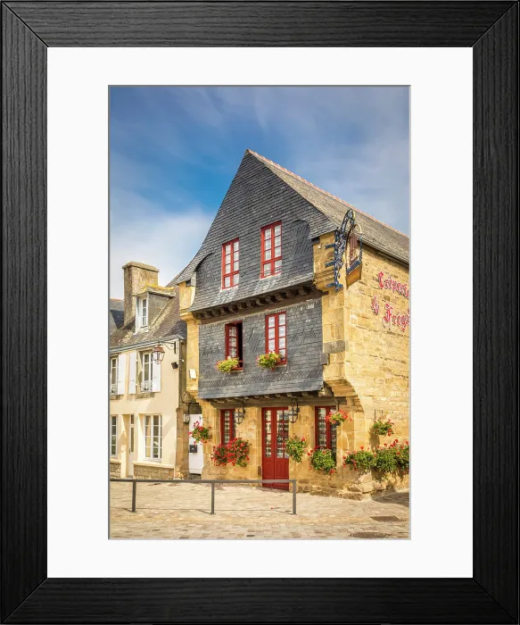 Framed Print : Historic houses on the Riviere Faou in Le Faou, Finistere, Brittany, France Framed Print : Historic houses on the Riviere Faou in Le Faou, Finistere, Brittany, France