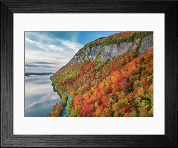 Framed Print : Lake Willoughby at peak of fall foliage, Green Mountains, Westmore, Vermont, USA Framed Print : Lake Willoughby at peak of fall foliage, Green Mountains, Westmore, Vermont, USA