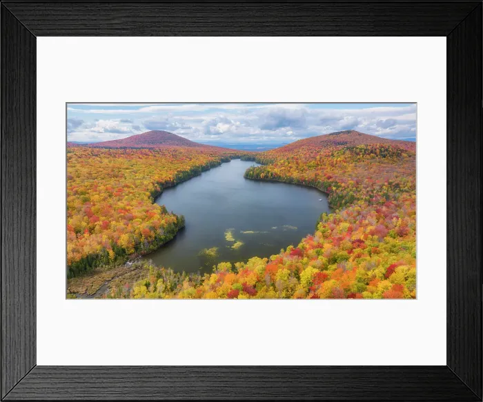 Framed Print : Fall folliage at Kettle Pond, Groton State Forest, Vermont, USA Framed Print : Fall folliage at Kettle Pond, Groton State Forest, Vermont, USA