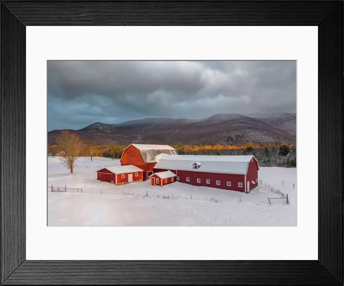Framed Print : Winter sunrise over red barn and dairy farm in Green Mountains, Woodbury Center, Vermont, USA Framed Print : Winter sunrise over red barn and dairy farm in Green Mountains, Woodbury Center, Vermont, USA