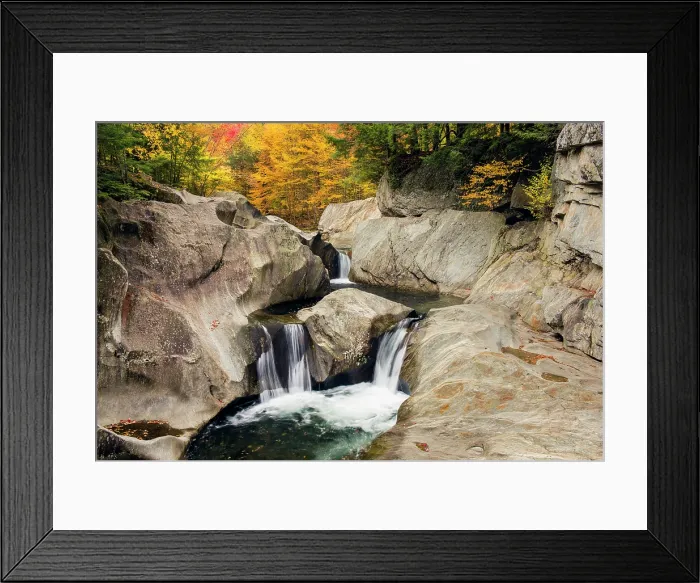 Framed Print : Autumn at Warren Falls, Green Mountains, Warren, Vermont, USA Framed Print : Autumn at Warren Falls, Green Mountains, Warren, Vermont, USA