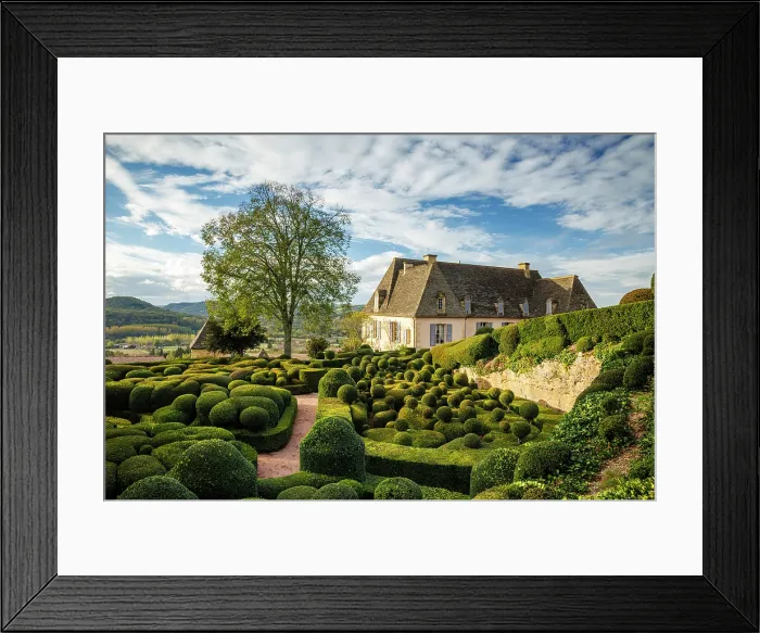 Framed Print : The Marqueyssac Gardens, Vézac, Dordogne, France Framed Print : The Marqueyssac Gardens, Vézac, Dordogne, France