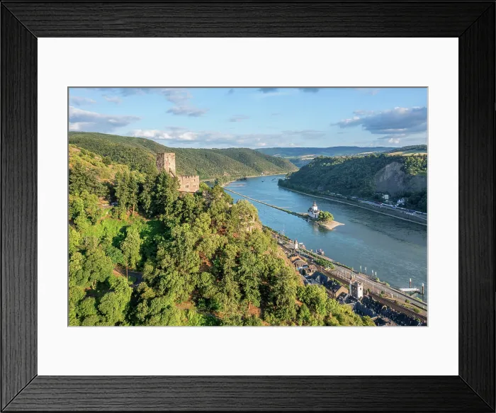 Framed Print : Gutenfels castle and Pfalzgrafenstein castle, Kaub, Rhine valley, Rhineland-Palatinate, Germany Framed Print : Gutenfels castle and Pfalzgrafenstein castle, Kaub, Rhine valley, Rhineland-Palatinate, Germany