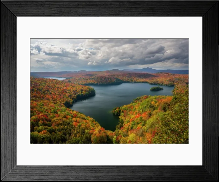 Framed Print : Autumn over Nichols Pond, Green Mountains, Woodbury, Vermont, USA Framed Print : Autumn over Nichols Pond, Green Mountains, Woodbury, Vermont, USA