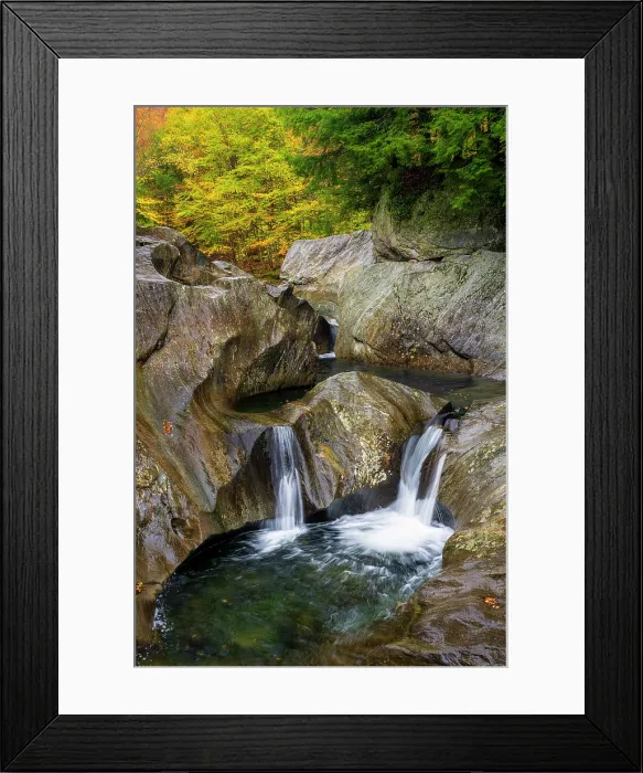 Framed Print : Autumn at Warren Falls, Green Mountains, Warren, Vermont, USA Framed Print : Autumn at Warren Falls, Green Mountains, Warren, Vermont, USA