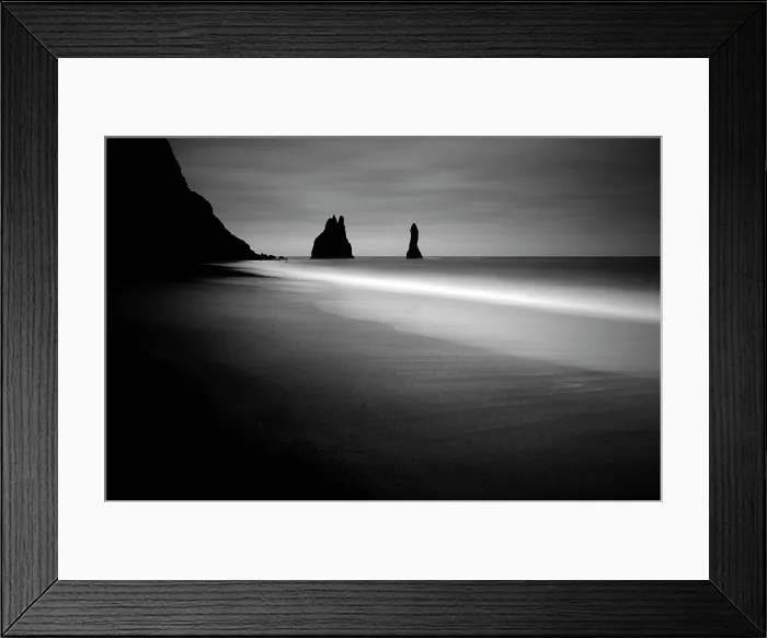 Framed Print : The Reynisdrangar rock stacks, from Reynisfjara black sand beach, near Vik y Myrdal, South Iceland Framed Print : The Reynisdrangar rock stacks, from Reynisfjara black sand beach, near Vik y Myrdal, South Iceland