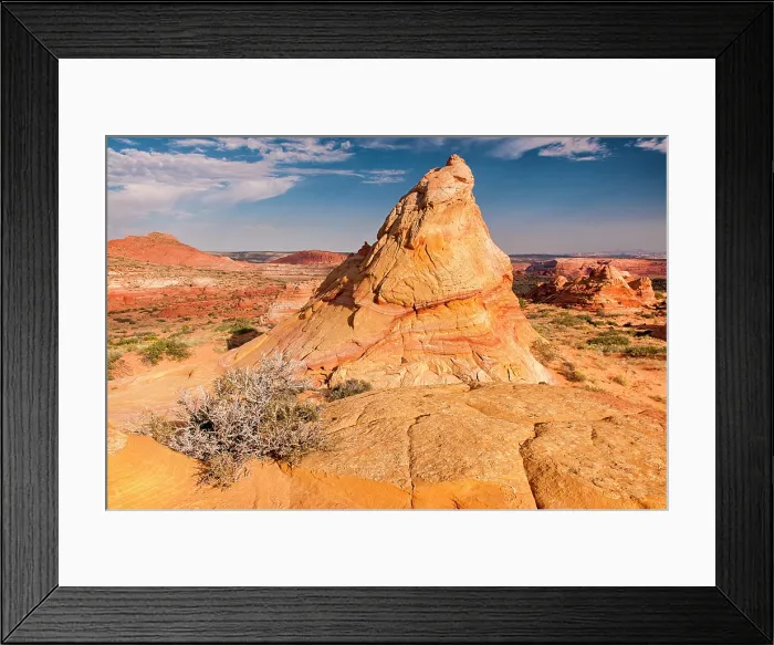 Framed Print : Rock tower at Coyote Buttes South in the Paria Canyon-Vermillion Cliffs Wilderness, Arizona, USA Framed Print : Rock tower at Coyote Buttes South in the Paria Canyon-Vermillion Cliffs Wilderness, Arizona, USA