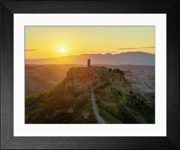 Framed Print : Sunrise over Civita di Bagnoregio, Lazio, Italy, Europe Framed Print : Sunrise over Civita di Bagnoregio, Lazio, Italy, Europe