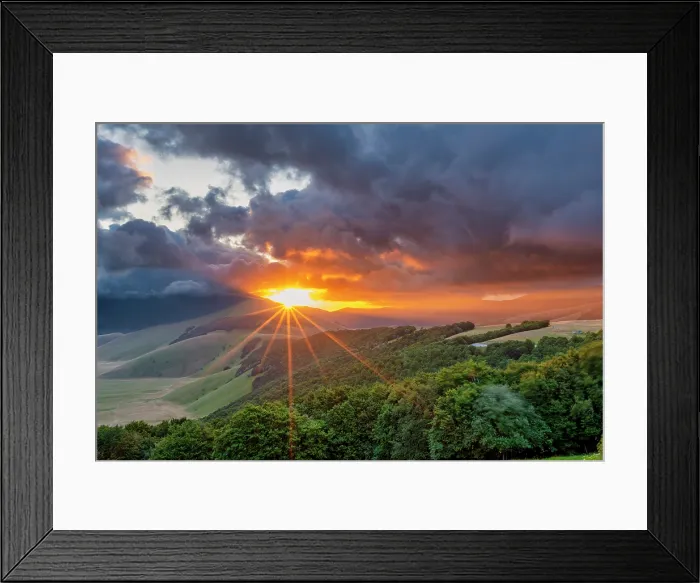 Framed Print : Sunrise over Sibillini Mountains, Castelluccio, Umbria, Italy, Europe