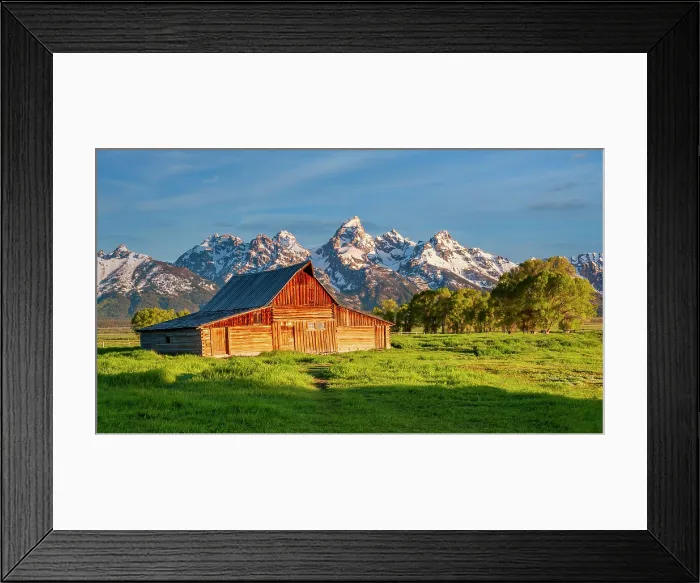 Framed Print : Early light on T.A. Moulton Barn, Mormon Row, Grand Teton National Park, Wyoming, USA Framed Print : Early light on T.A. Moulton Barn, Mormon Row, Grand Teton National Park, Wyoming, USA