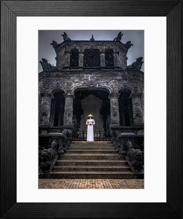 Framed Print : Woman in white ao dai on steps of Khai Dinh Mausoleum, Hue, Central Vietnam. (MR) Framed Print : Woman in white ao dai on steps of Khai Dinh Mausoleum, Hue, Central Vietnam. (MR)