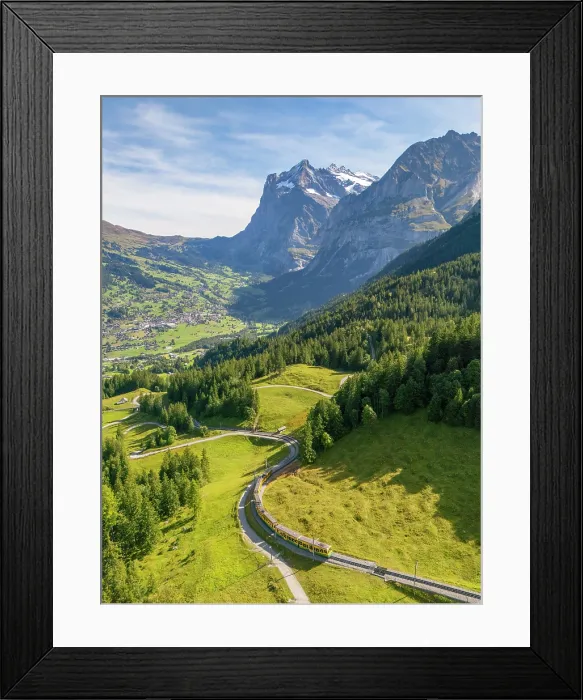 Framed Print : Wetterhorn, Grindelwald, Berner Oberland, Switzerland Framed Print : Wetterhorn, Grindelwald, Berner Oberland, Switzerland