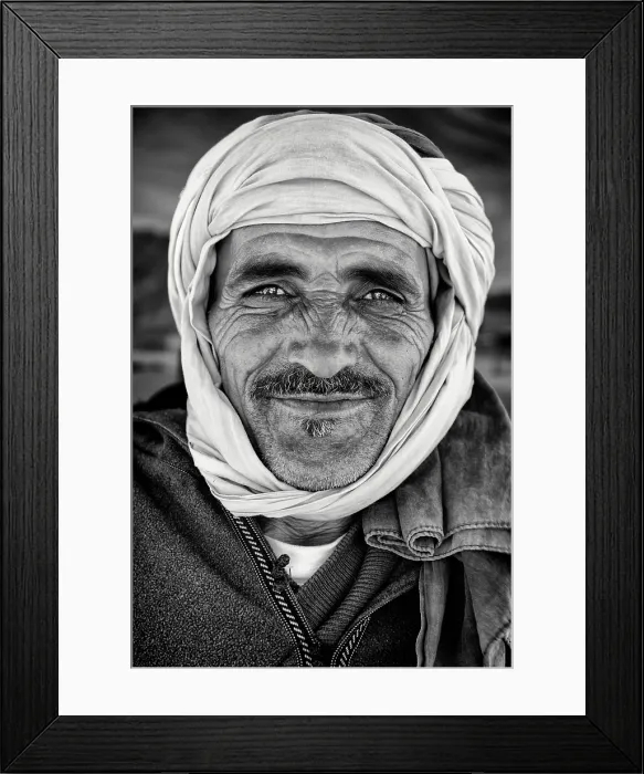 Framed Print : Portrait of a local man wearing traditional headscarf (Cheche), Ait Behaddou, near Ouarzazate, Morocco Framed Print : Portrait of a local man wearing traditional headscarf (Cheche), Ait Behaddou, near Ouarzazate, Morocco
