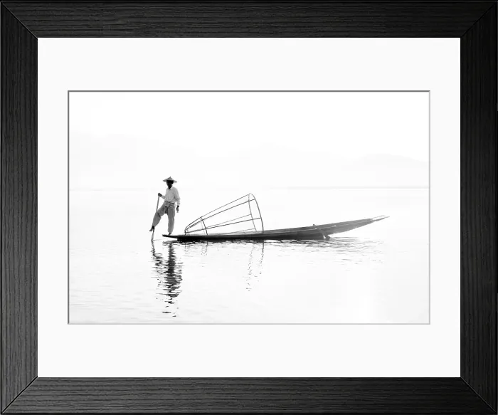 Framed Print : Intha leg rowing fishermen on Inle Lake, Myanmar (Burma) Framed Print : Intha leg rowing fishermen on Inle Lake, Myanmar (Burma)