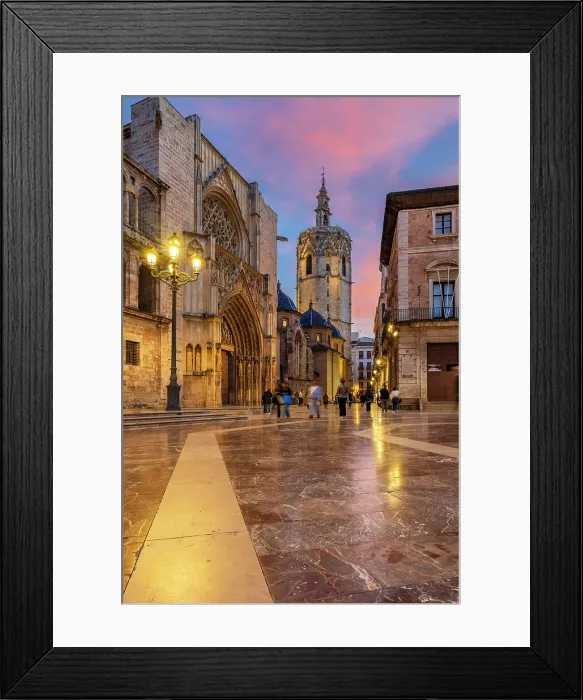 Framed Print : Plaza de la Virgen and Cathedral, Valencia, Spain
