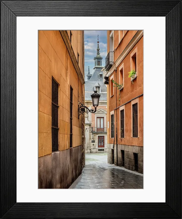 Framed Print : Picturesque alleyway in the old town, Madrid, Spain Framed Print : Picturesque alleyway in the old town, Madrid, Spain
