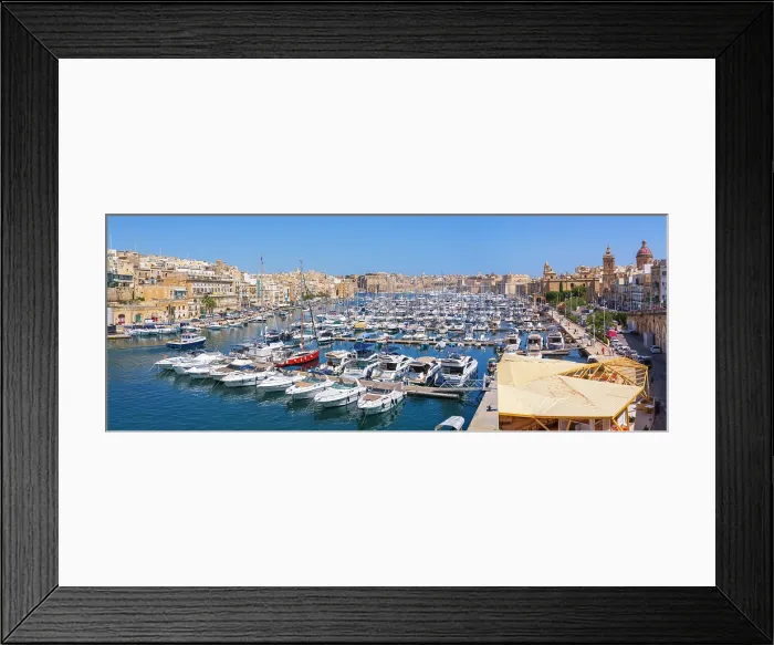 Framed Print : View of Vittoriosa (Birgu) Harbor, Valletta, Malta Framed Print : View of Vittoriosa (Birgu) Harbor, Valletta, Malta