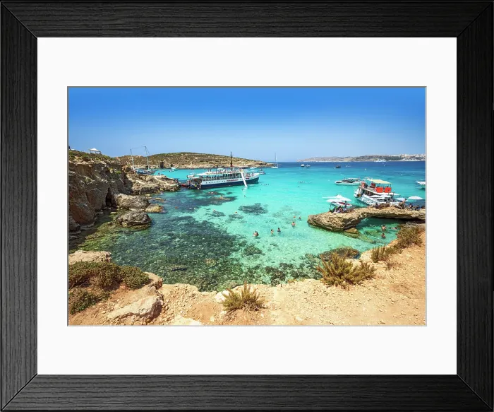 Framed Print : Blue Lagoon with Beaches and Cliffs on Comino Island, Malta