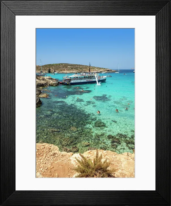 Framed Print : Blue Lagoon with Beaches and Cliffs on Comino Island, Malta