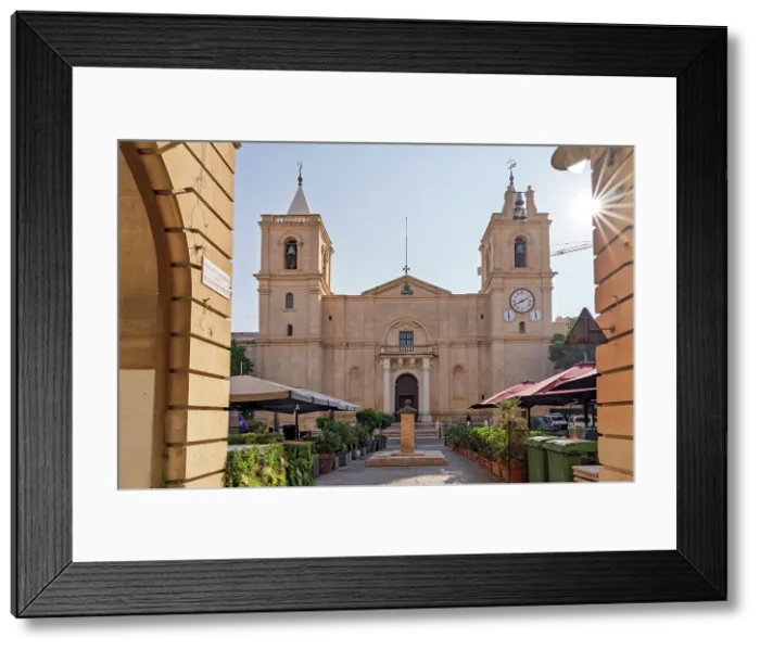 Framed Print : Valletta, Malta Framed Print : Valletta, Malta