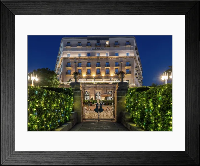 Framed Print : Hotel Phoenicia, Valletta, Malta Framed Print : Hotel Phoenicia, Valletta, Malta