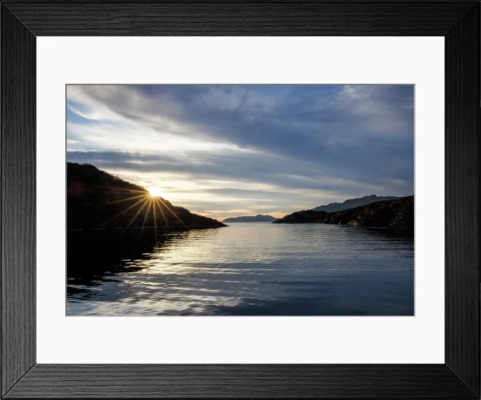 Framed Print : Loch na Droma Buidhe, Oronsay, Scotland, UK