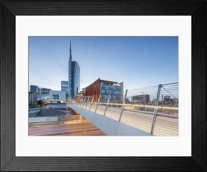 Framed Print : Dusk on Passerella Gioia bridge, Piazza Gae Aulenti, Milan, Lombardy, Italy Framed Print : Dusk on Passerella Gioia bridge, Piazza Gae Aulenti, Milan, Lombardy, Italy