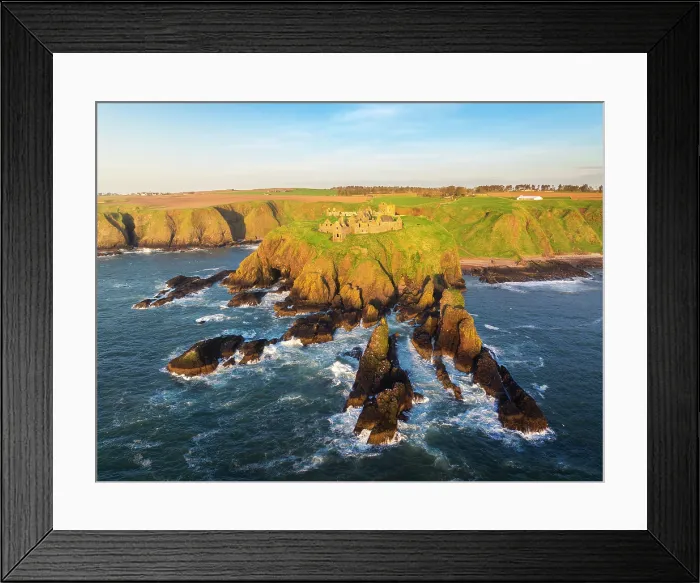 Framed Print : Dunnnottar Castle at sunrise, Stonehaven, Aberdeenshire, Scotland, United Kingdom Framed Print : Dunnnottar Castle at sunrise, Stonehaven, Aberdeenshire, Scotland, United Kingdom