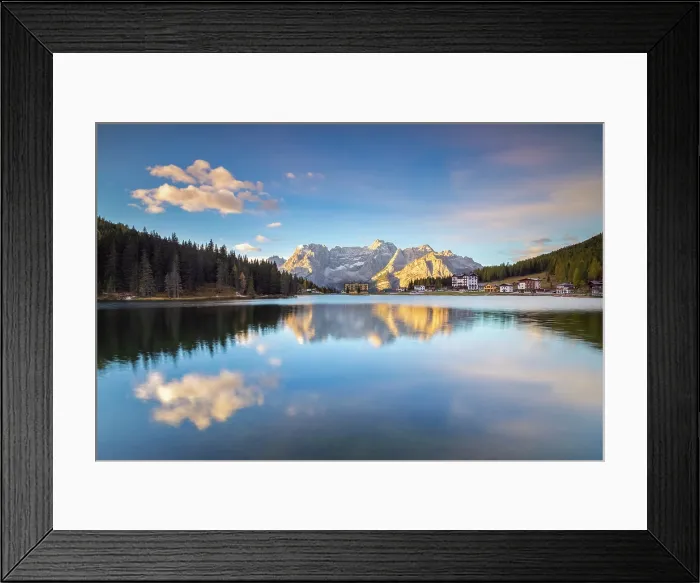 Framed Print : Misurina Lake with Sorapis mountain group behind in autumn. Dolomites, Auronzo di Cadore, Belluno, Veneto, Italy