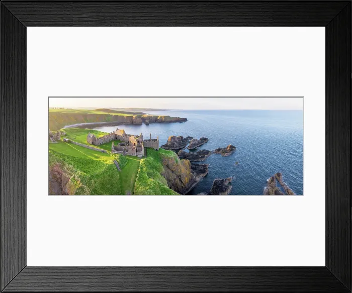 Framed Print : UK, Scotland, Aberdeenshire, Stonehaven, Dunnottar Castle
