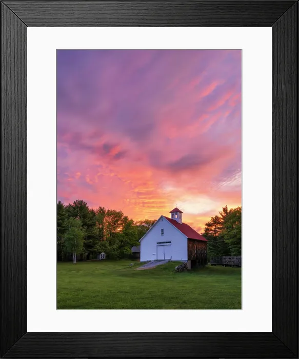 Framed Print : Sunrise over barn at Muster Field Farm, North Sutton, New Hampshire, USA Framed Print : Sunrise over barn at Muster Field Farm, North Sutton, New Hampshire, USA