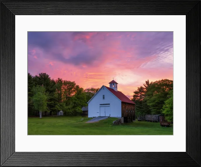 Framed Print : Sunrise over barn at Muster Field Farm, North Sutton, New Hampshire, USA Framed Print : Sunrise over barn at Muster Field Farm, North Sutton, New Hampshire, USA