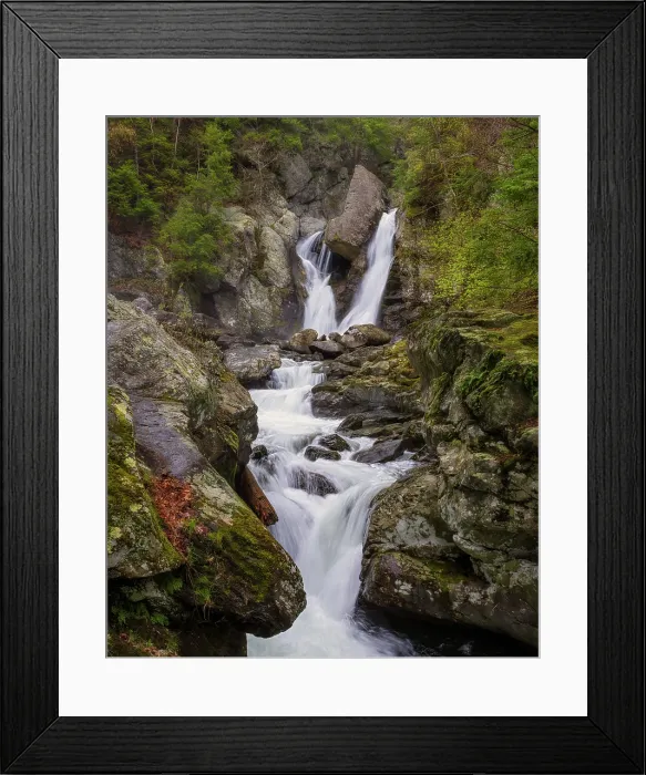 Framed Print : Bash Bish Falls, Taconic Mountains, Massachusetts, USA Framed Print : Bash Bish Falls, Taconic Mountains, Massachusetts, USA