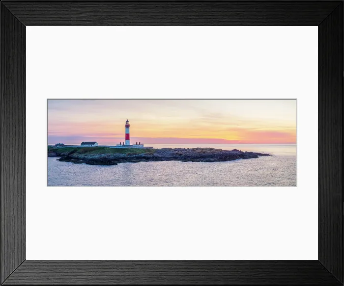 Framed Print : UK, Scotland, Aberdeenshire, Peterhead, Boddam, Buchan Ness Lighthouse