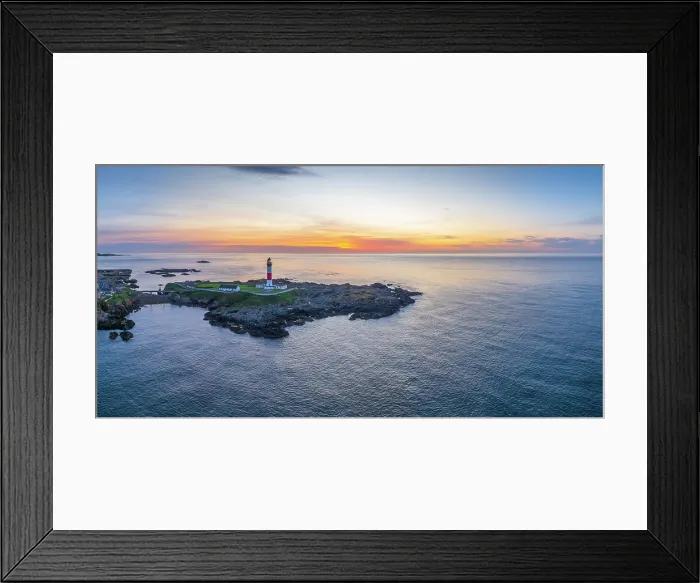 Framed Print : UK, Scotland, Aberdeenshire, Peterhead, Boddam, Buchan Ness Lighthouse Framed Print : UK, Scotland, Aberdeenshire, Peterhead, Boddam, Buchan Ness Lighthouse
