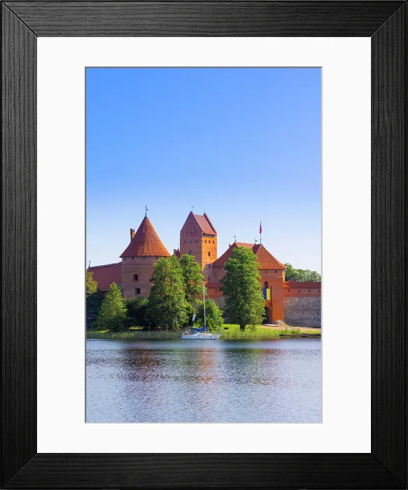 Framed Print : Yacht in front of Trakai Island Castle, Trakai, Lithuania
