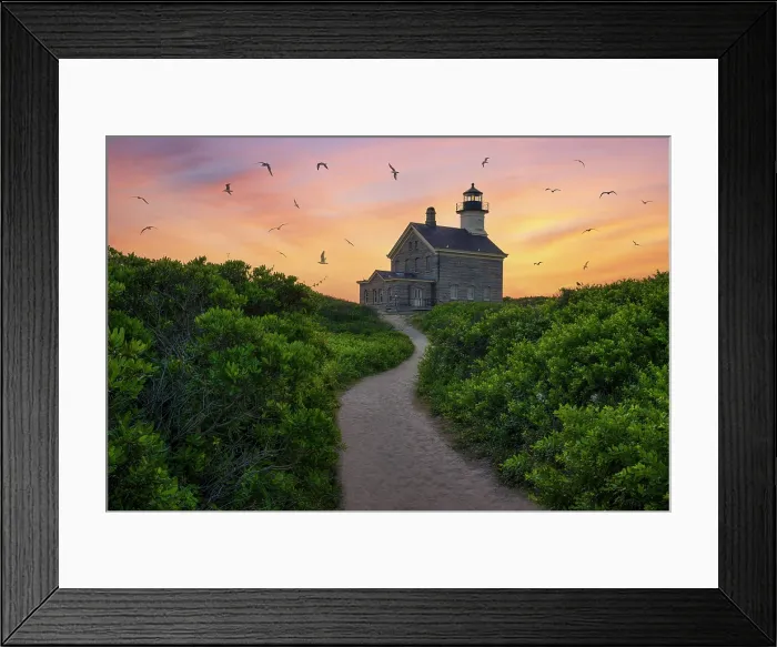 Framed Print : Sunset at North Light with swooping gulls, Block Island, Rhode Island, USA Framed Print : Sunset at North Light with swooping gulls, Block Island, Rhode Island, USA