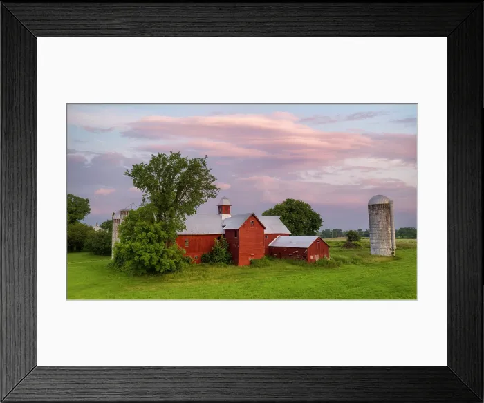 Framed Print : Sunrise at historic red barn with silos, Green Mountains, Charlotte, Vermont, USA Framed Print : Sunrise at historic red barn with silos, Green Mountains, Charlotte, Vermont, USA