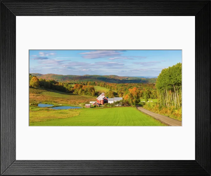 Framed Print : Red barn in hills and valley in autumn, Barnet, Vermont, USA Framed Print : Red barn in hills and valley in autumn, Barnet, Vermont, USA