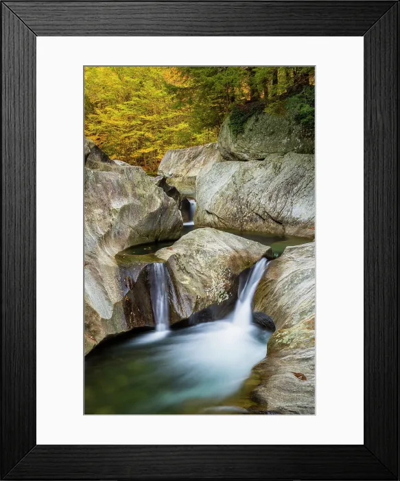 Framed Print : Autunn at Warren Falls, Green Mountains, Warren, Vermont, USA Framed Print : Autunn at Warren Falls, Green Mountains, Warren, Vermont, USA
