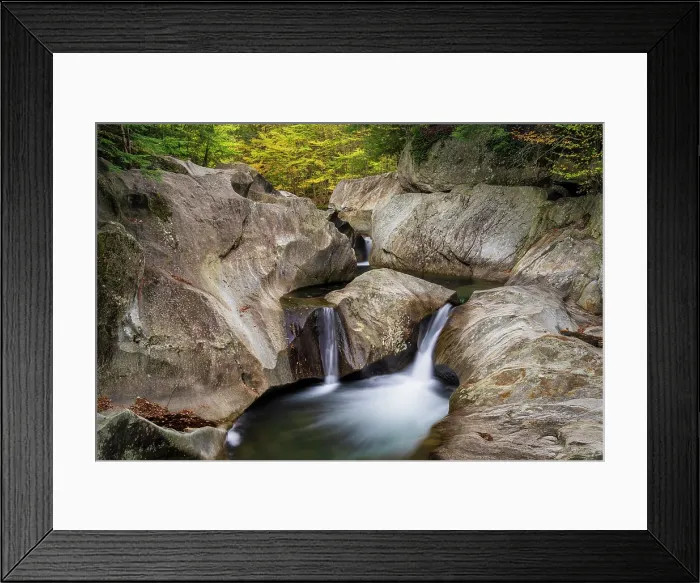 Framed Print : Autunn at Warren Falls, Green Mountains, Warren, Vermont, USA Framed Print : Autunn at Warren Falls, Green Mountains, Warren, Vermont, USA