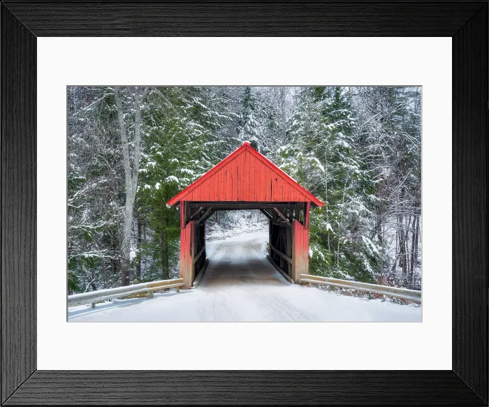 Framed Print : The Red Covered Bridge in winter, Green Mountains, Morristown, Vermont, USA